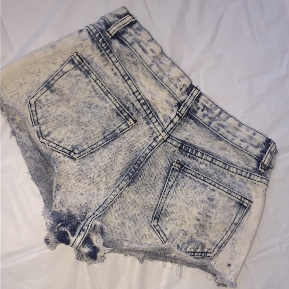 NEW Shorts FOREVER 21 size (s) (21)